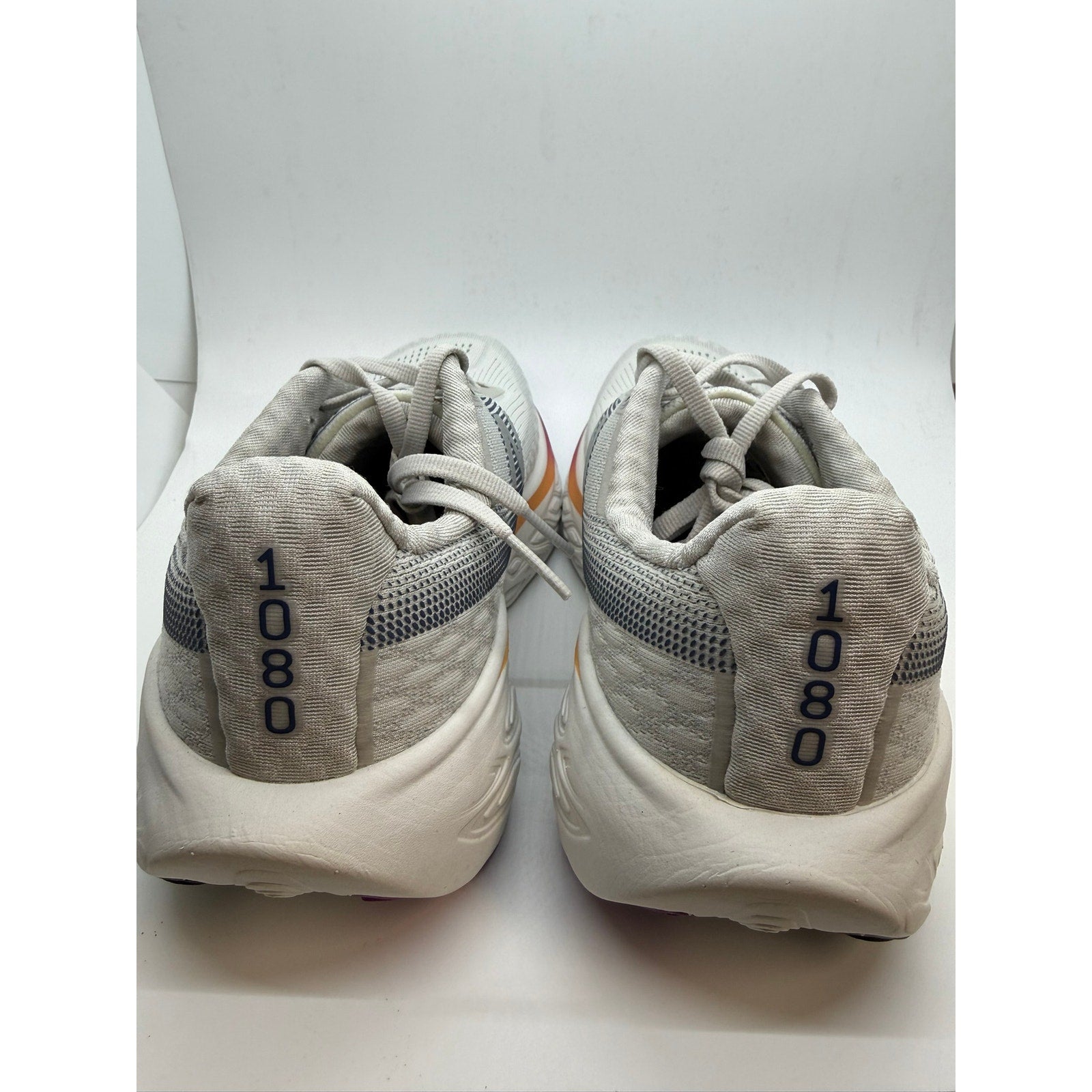 New Balance 1080 V14 Running Sneaker Women's US 9.5 Light Grey Lace Up W1080G14
