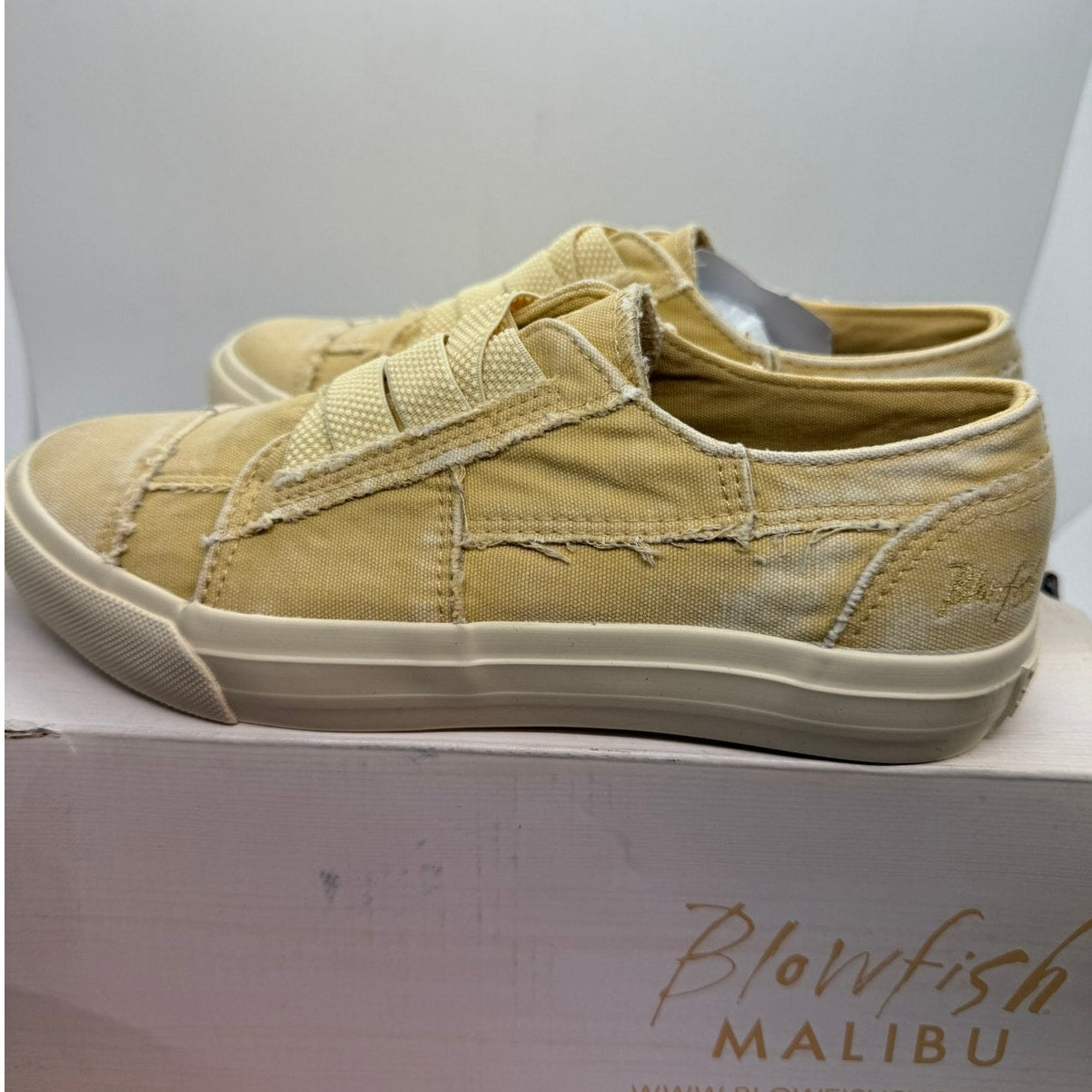 Blowfish Malibu Marley Sneaker Women US 6 Light Yellow Distressed Canvas Pull On