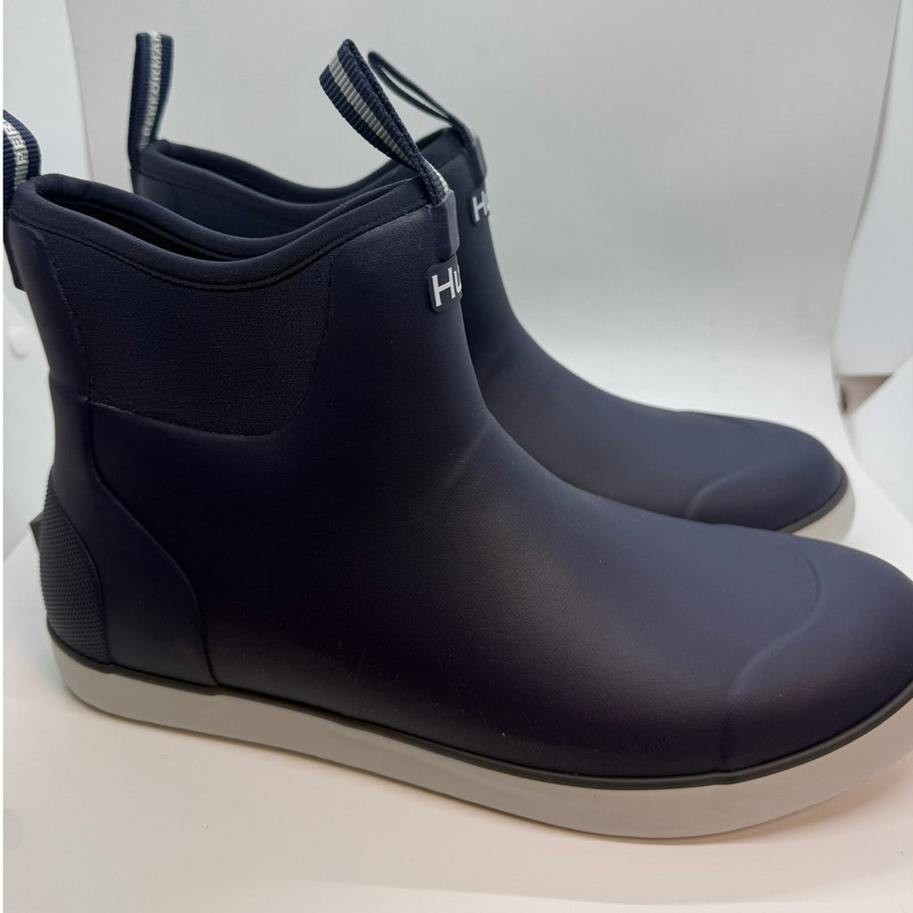 HUK Rogue High Wave Deck Boots Men's US 10 Navy Non Slip Round Toe Pull-On