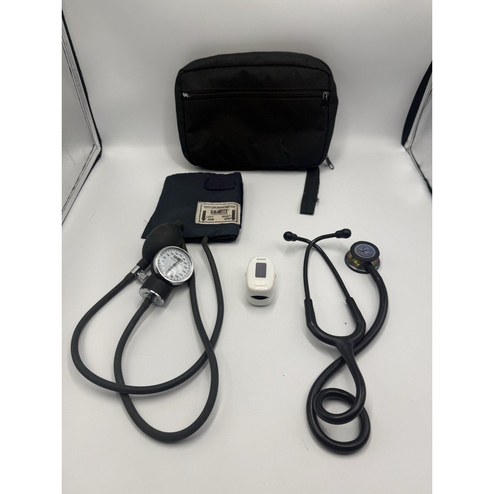 3M Littmann Classic III 27" Monitoring Stethoscope Black Multi Color With Kit