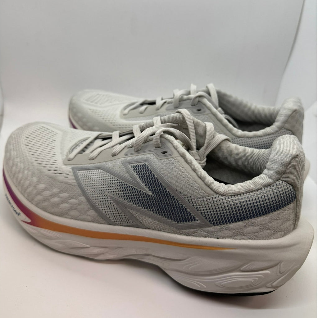 New Balance 1080 V14 Running Sneaker Women's US 9.5 Light Grey Lace Up W1080G14