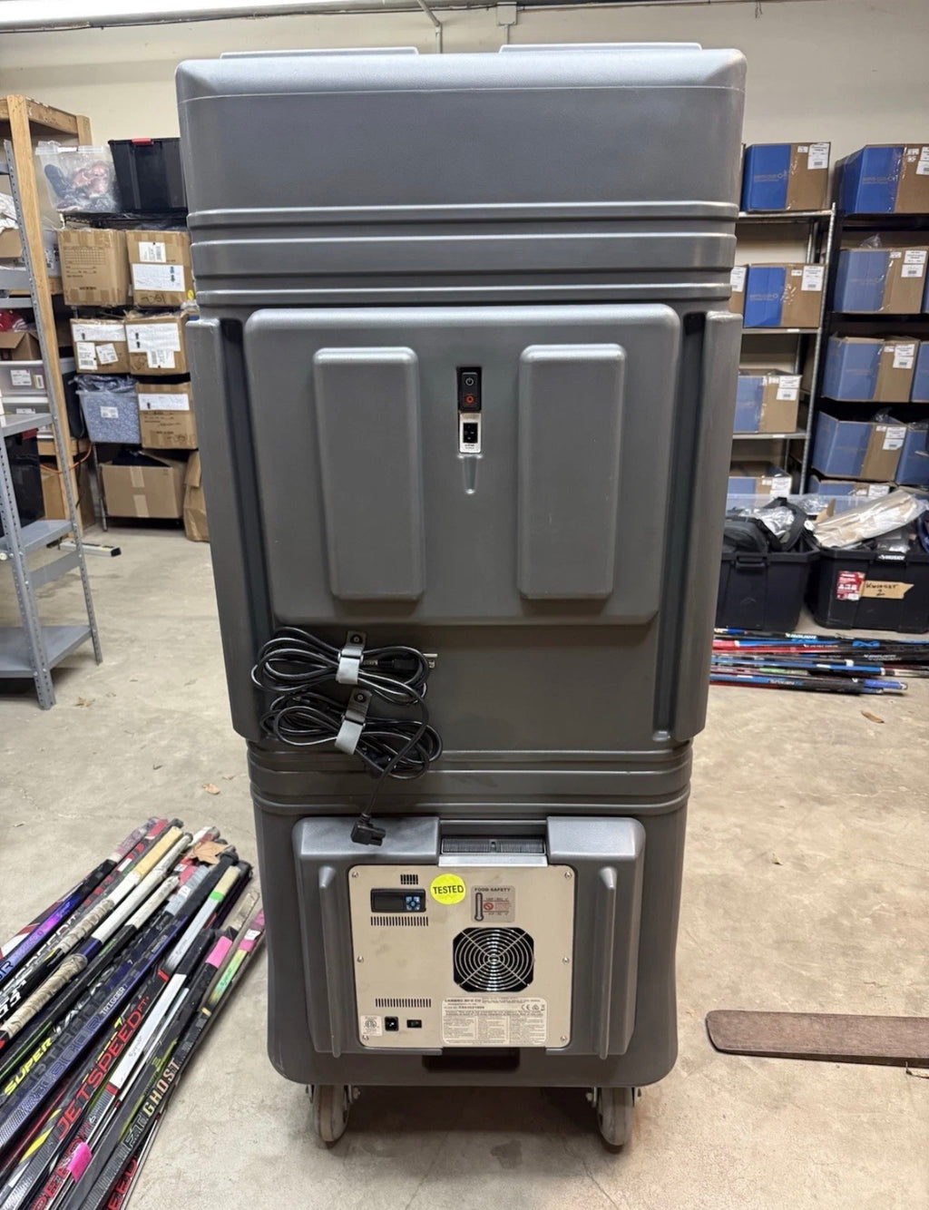 Cambro PCUHC615 Pro Cart Ultra™ 110V Tall, Hot Top/Cold Bottom Free Shipping