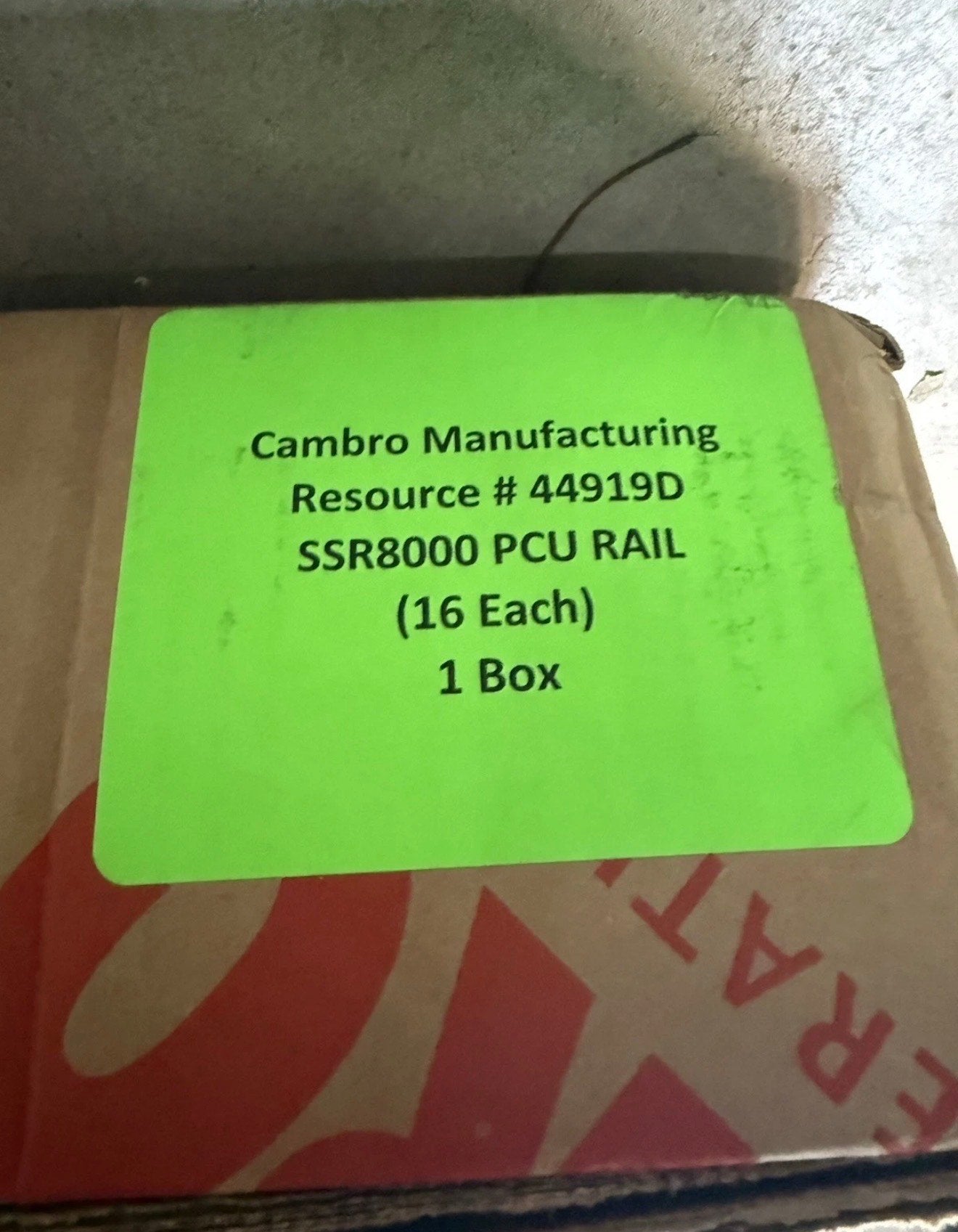 Cambro PCUHC615 Pro Cart Ultra™ 110V Tall, Hot Top/Cold Bottom Free Shipping