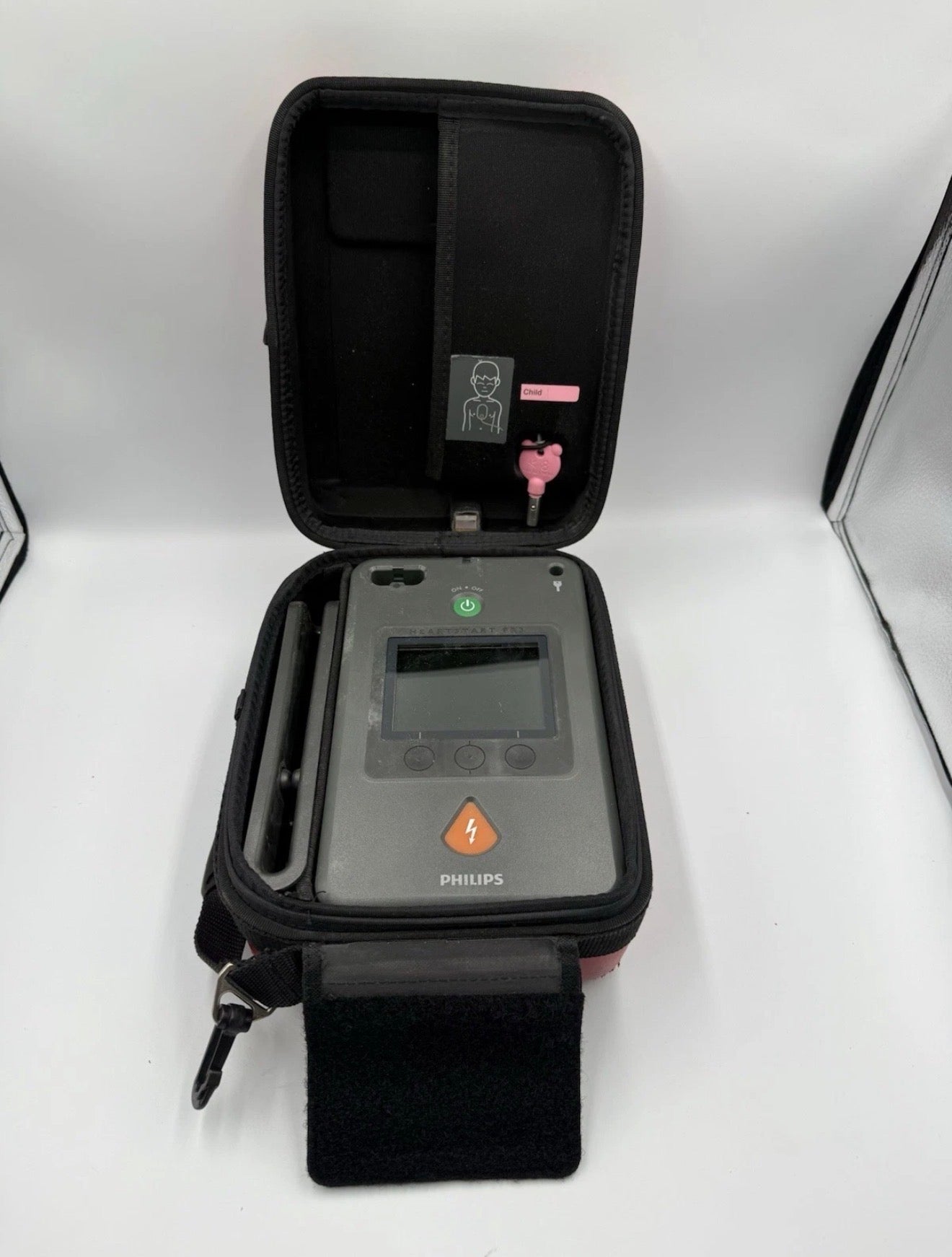 Philips HeartStart FR3 AED Core Unit w/ Case & Pediatric Key NO Battery NO Pads