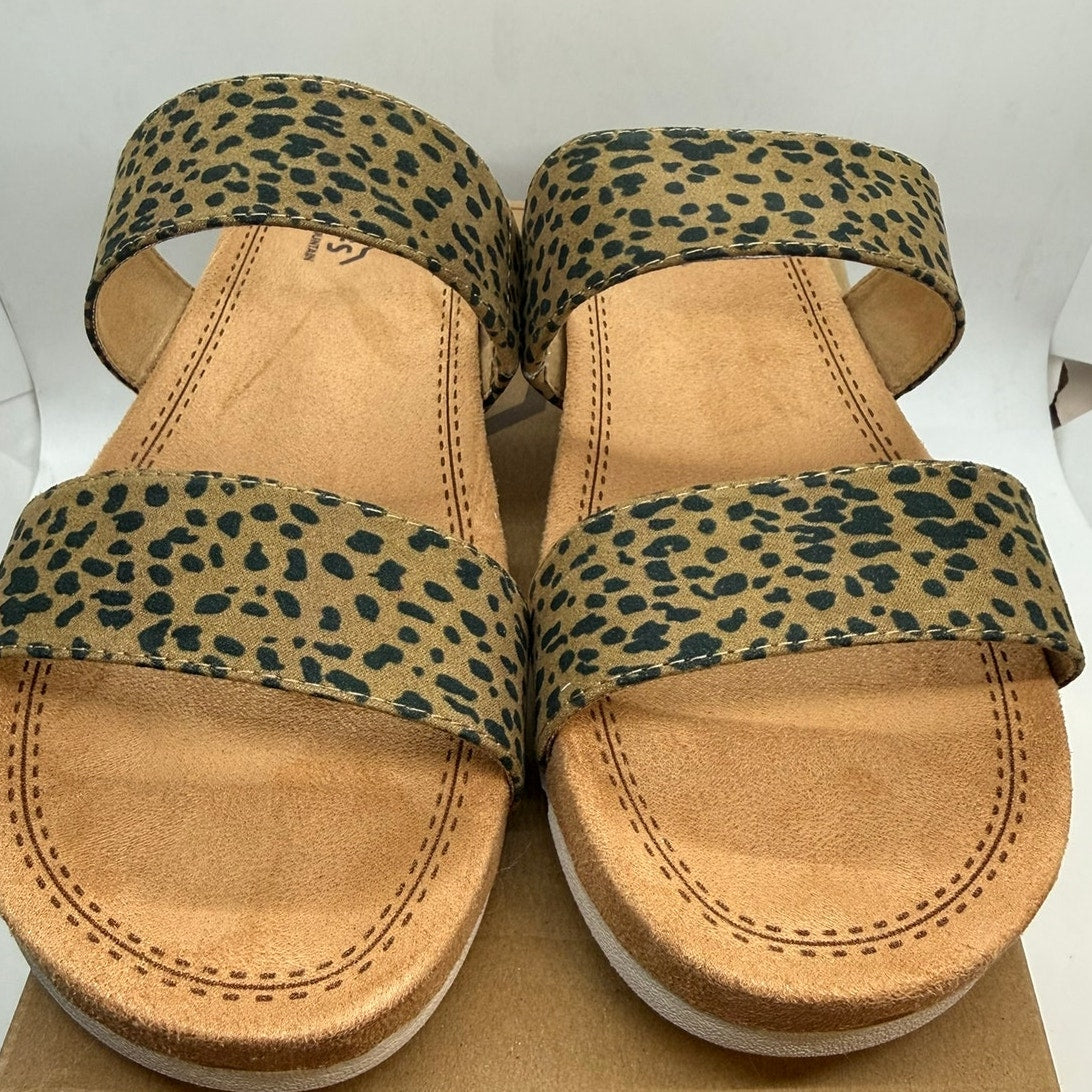 Cliffs by White Mountain Tahlie Slide Sandal Womens US 10 Tan Cheetah C29049-834