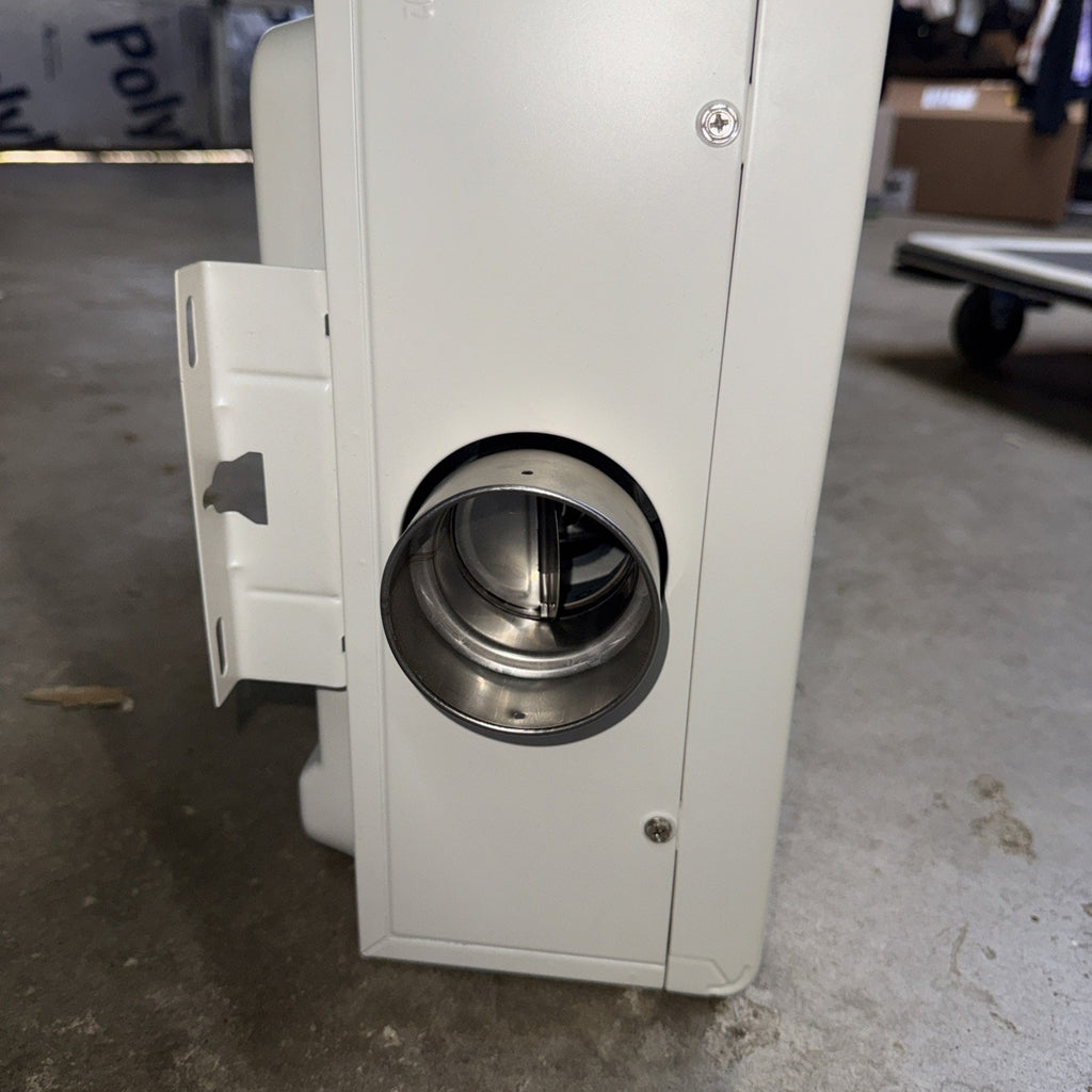 CAMPLUX Tankless Water Heater Electric 6kW at 240 Volts