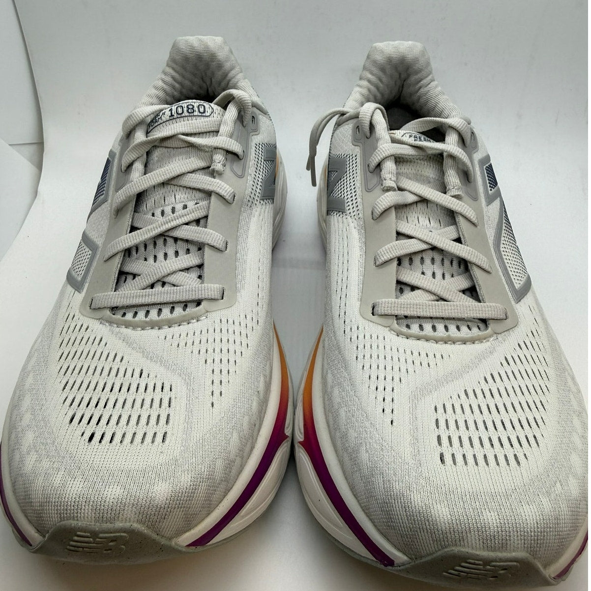 New Balance 1080 V14 Running Sneaker Women's US 9.5 Light Grey Lace Up W1080G14
