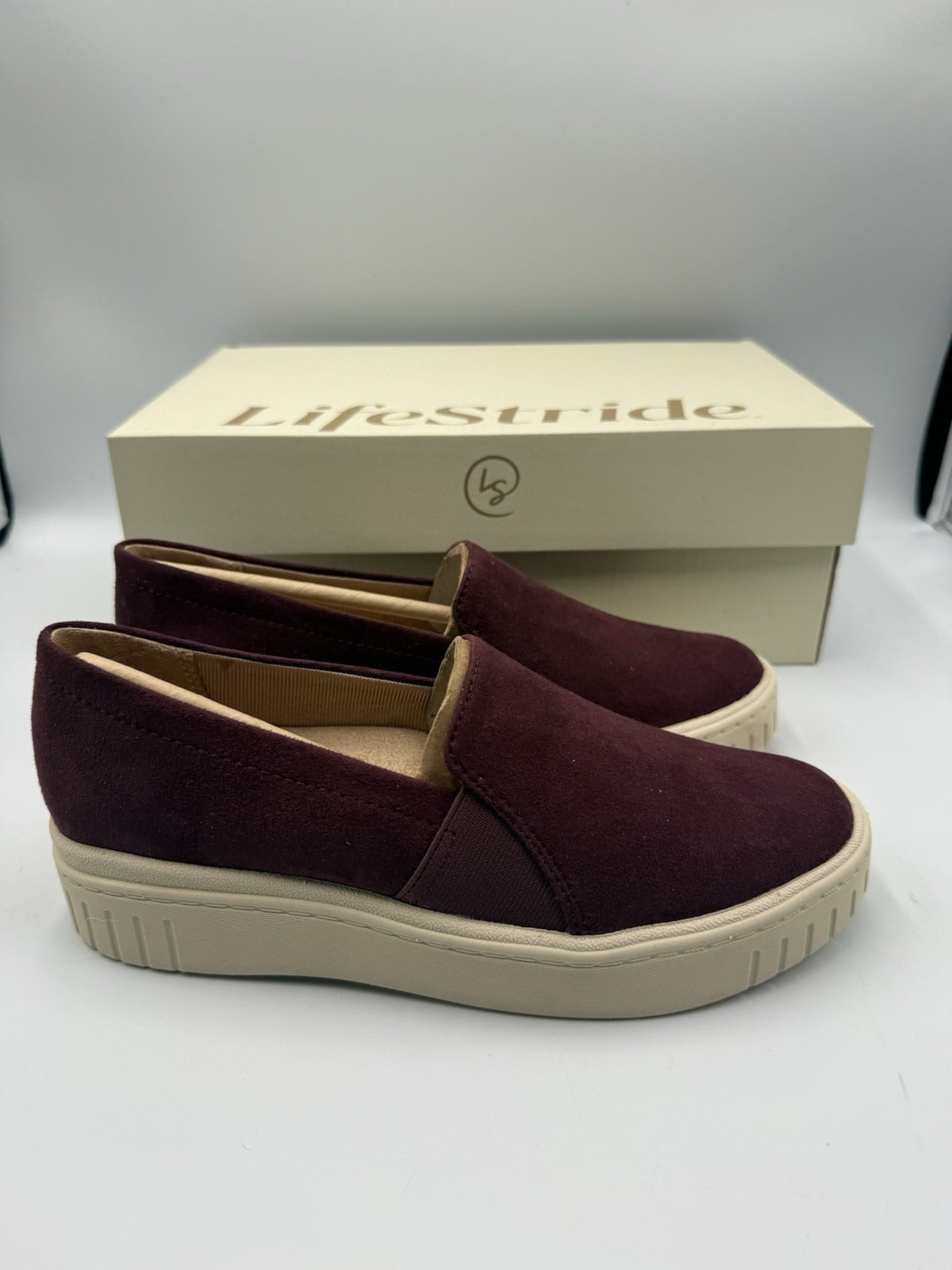 LifeStride Grandeur Slip-On Wedge Sneaker Berry Wine Women's US 5.5M