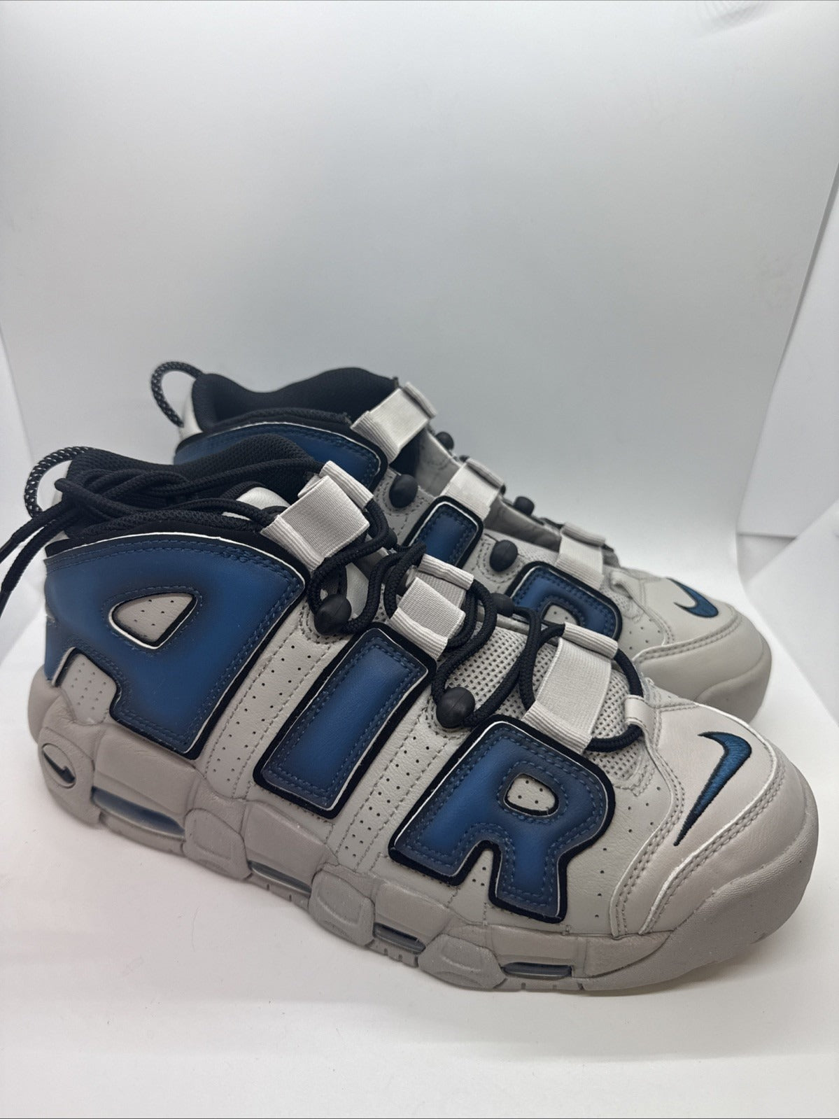 Nike Air More Uptempo Mens Size 9.5 Read Description For More