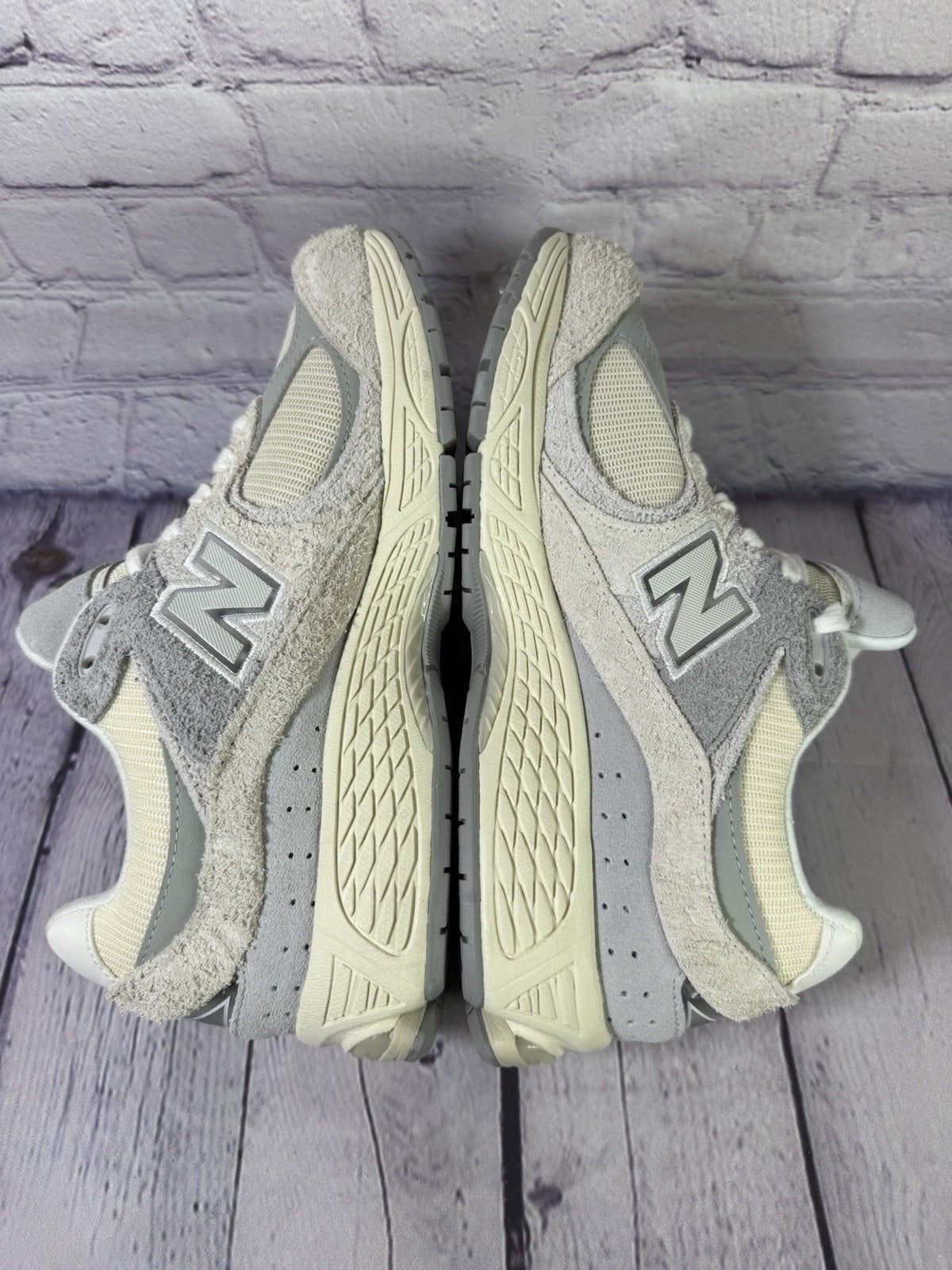 [M2002REK] Mens New Balance 2002R 'LINEN' Size 6.5